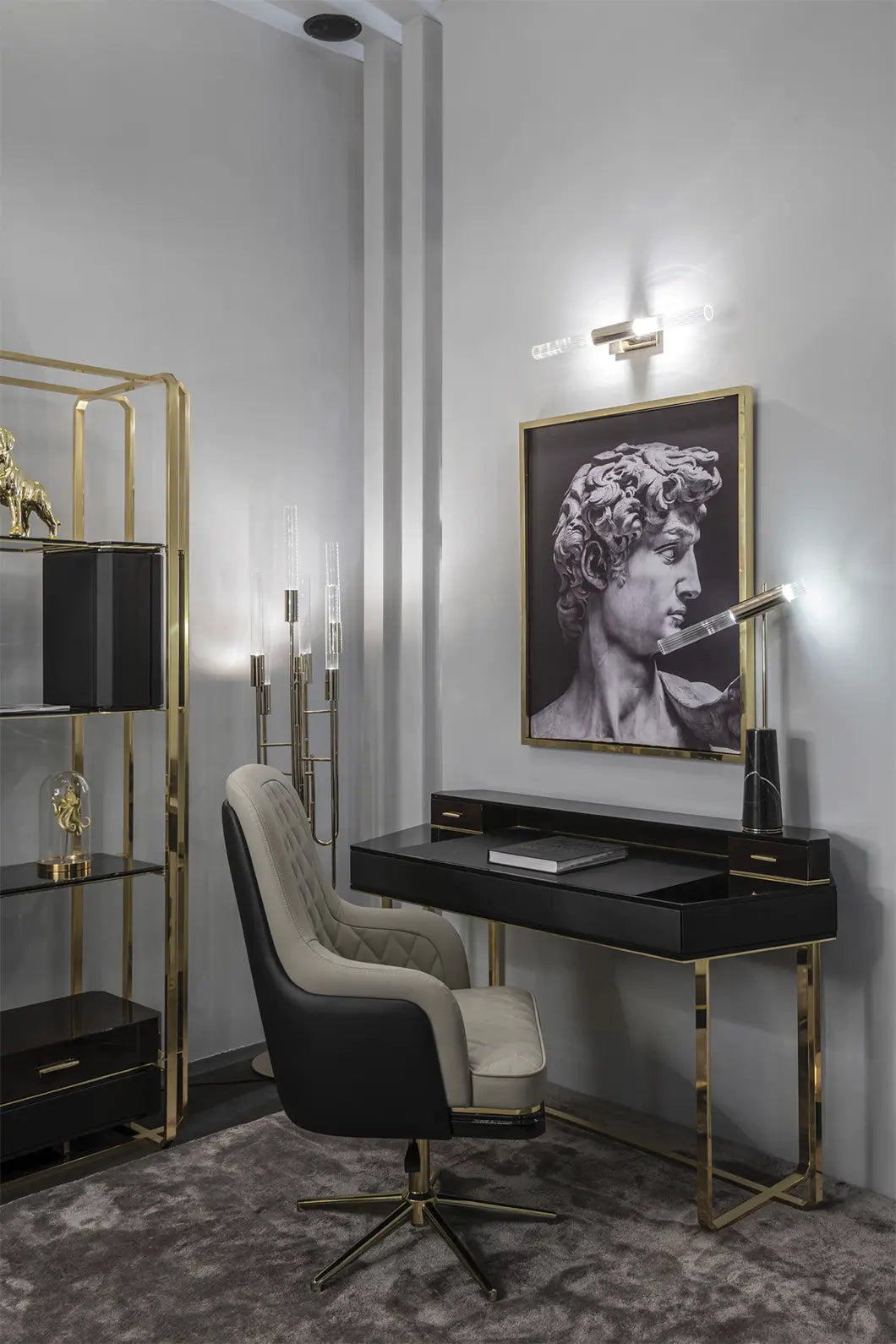 Apotheosis Desk