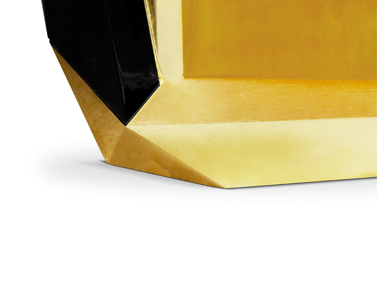 Diamond Freestanding