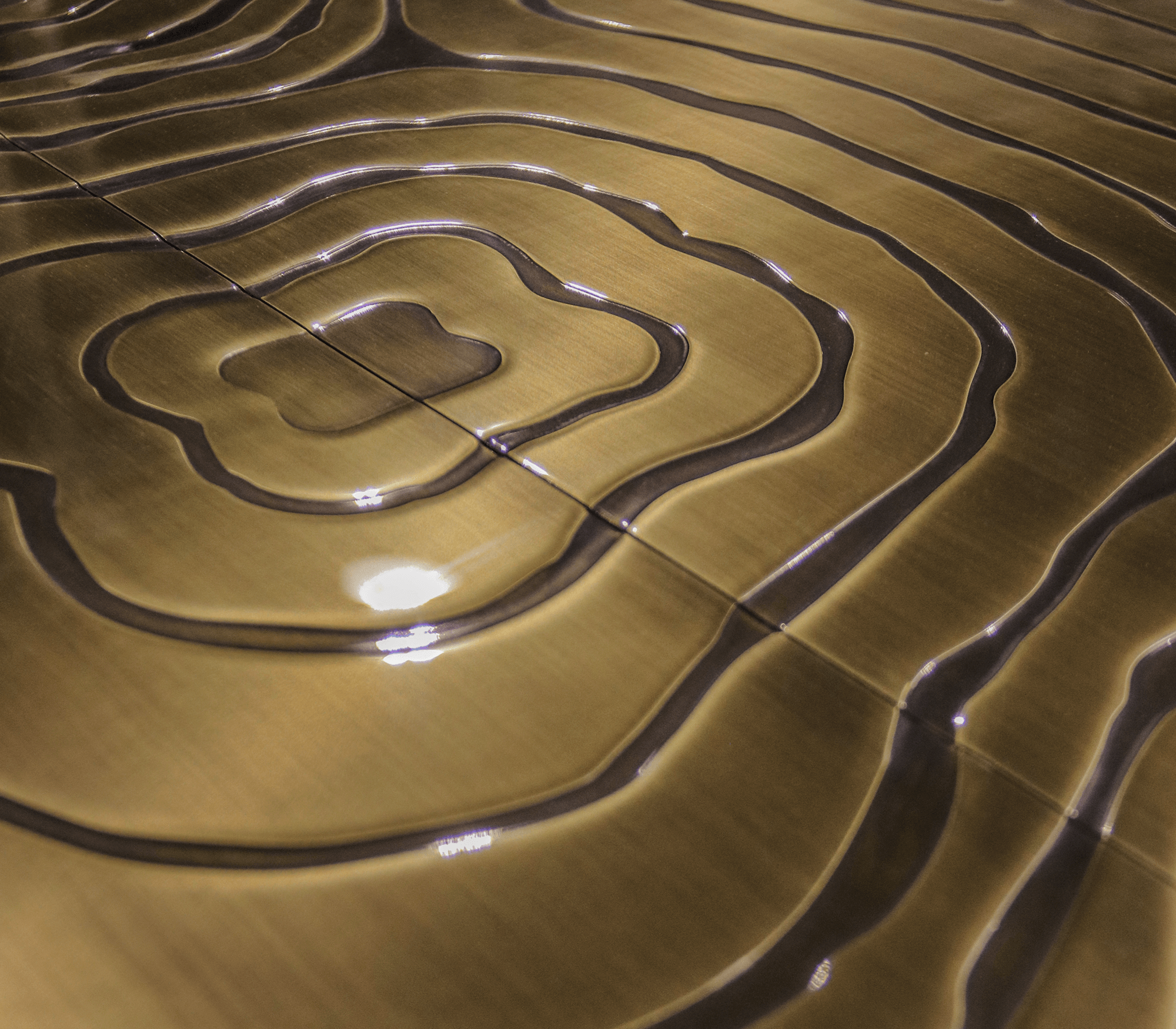 Fortuna Patina Dining Table