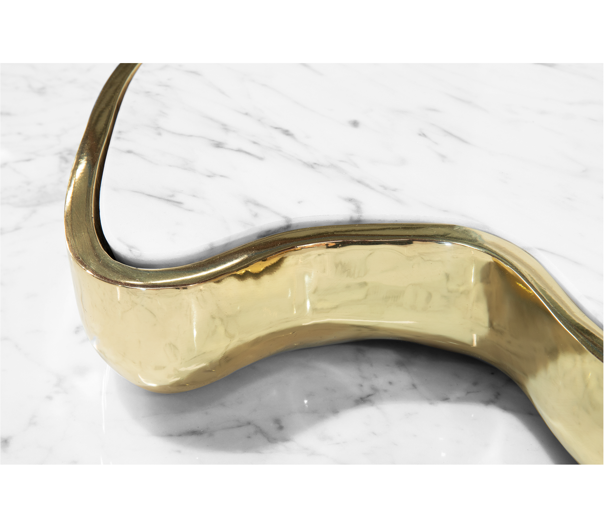 Navarra Center Table