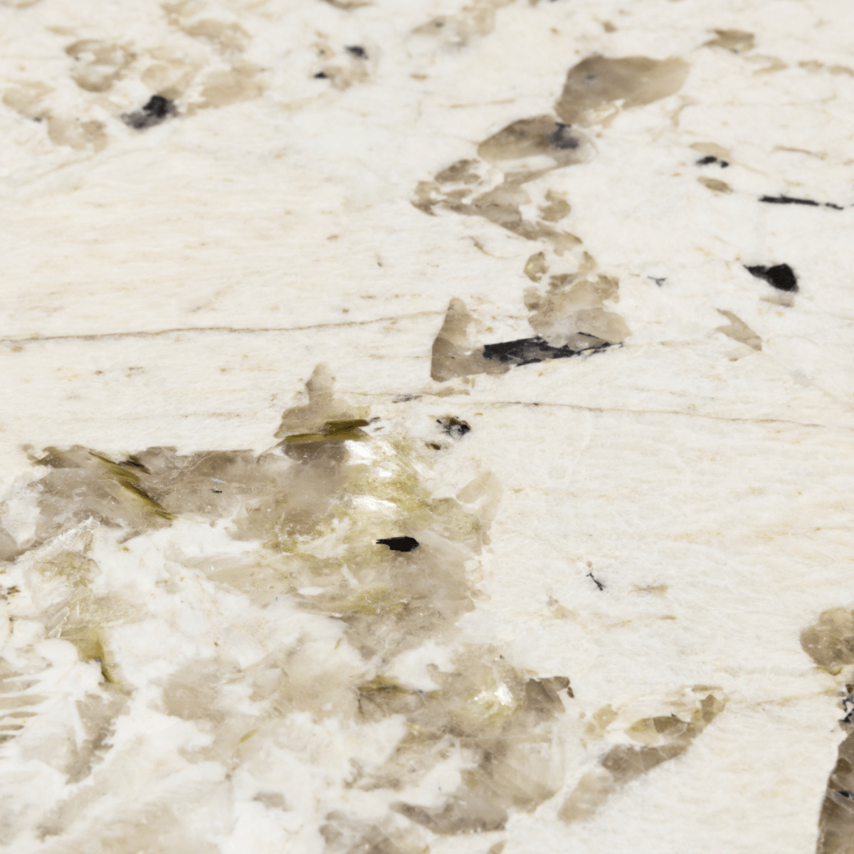 Patagon Round Dining Table