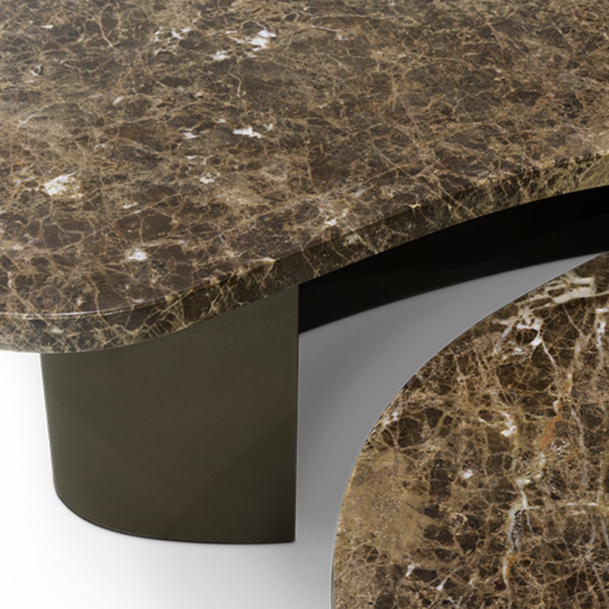 Robusta Center Table